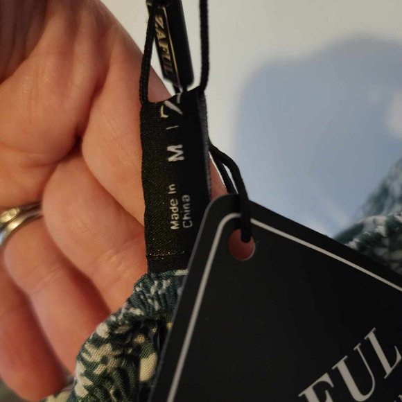 NWT Zaful Summer Dress - Picture 3 of 10